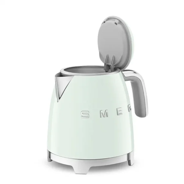 Smeg KLF05PGEU mini waterkoker watergroen